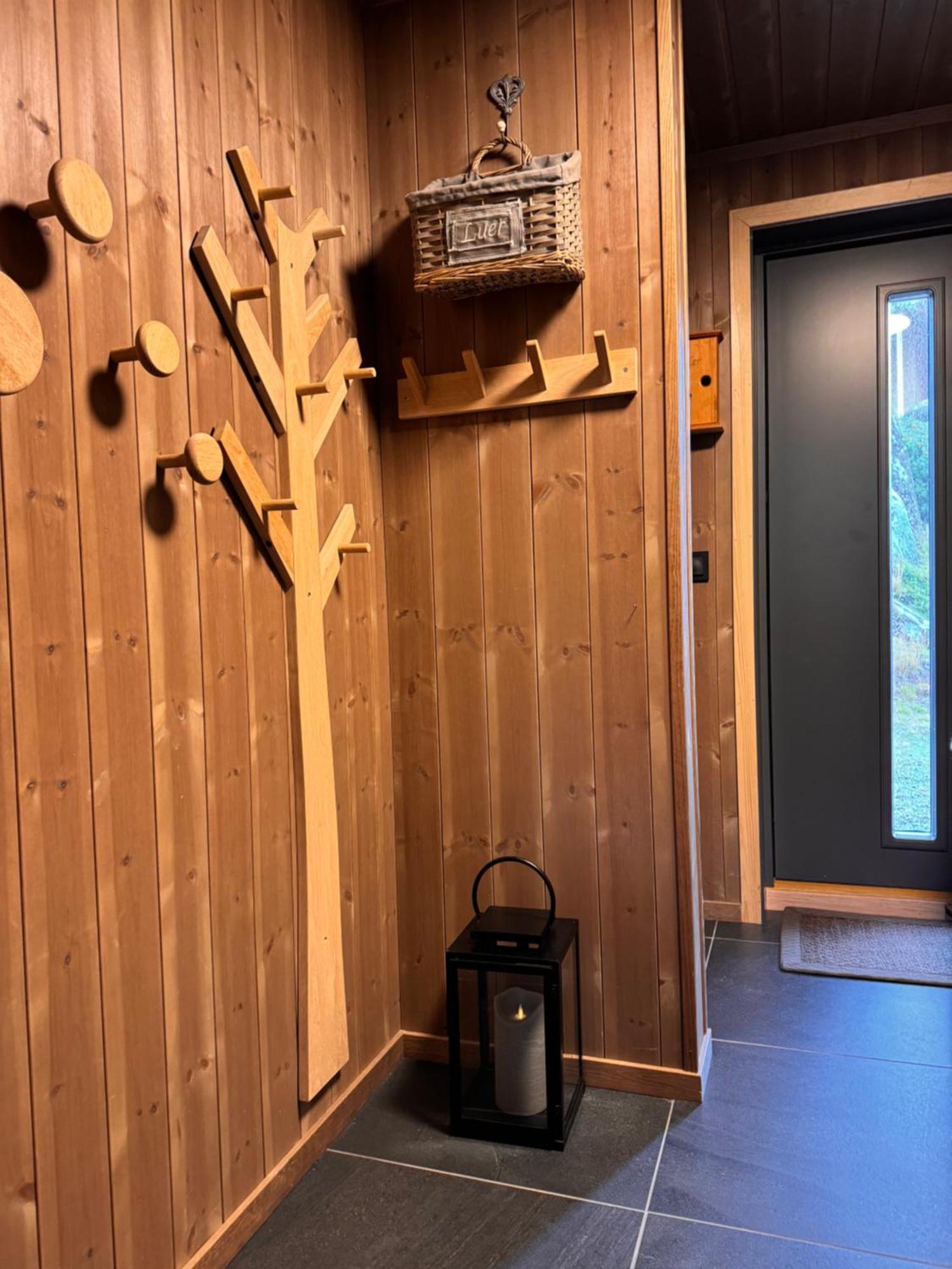 Superior Cabin Ballstad Lofoten エクステリア 写真