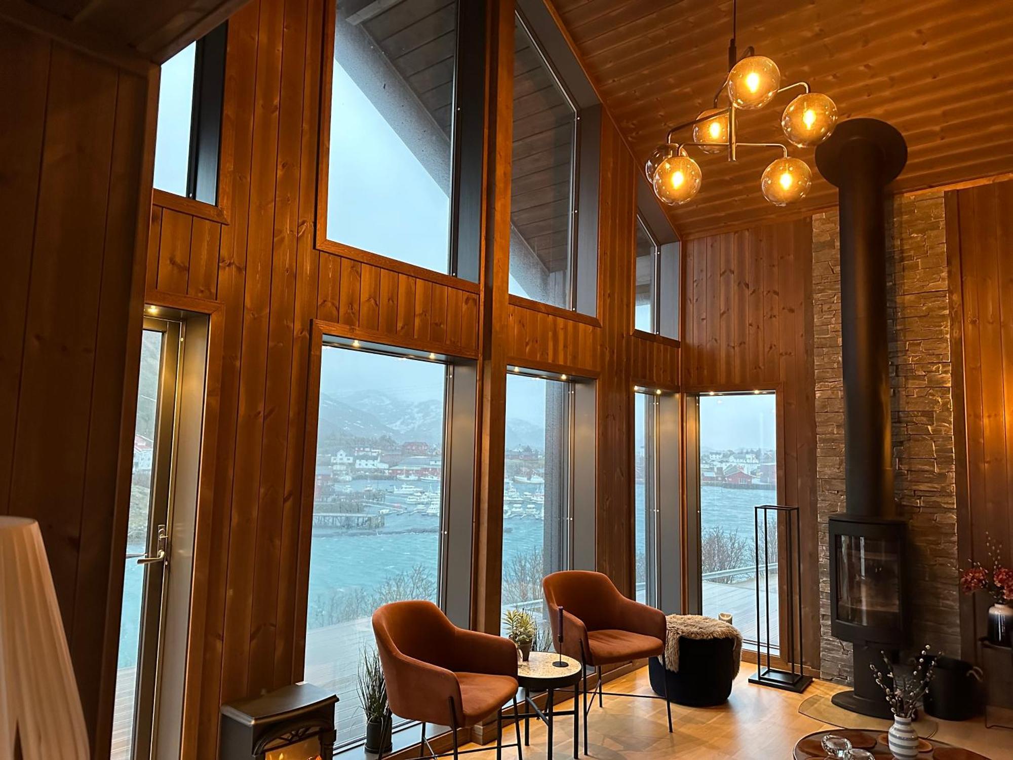 Superior Cabin Ballstad Lofoten エクステリア 写真